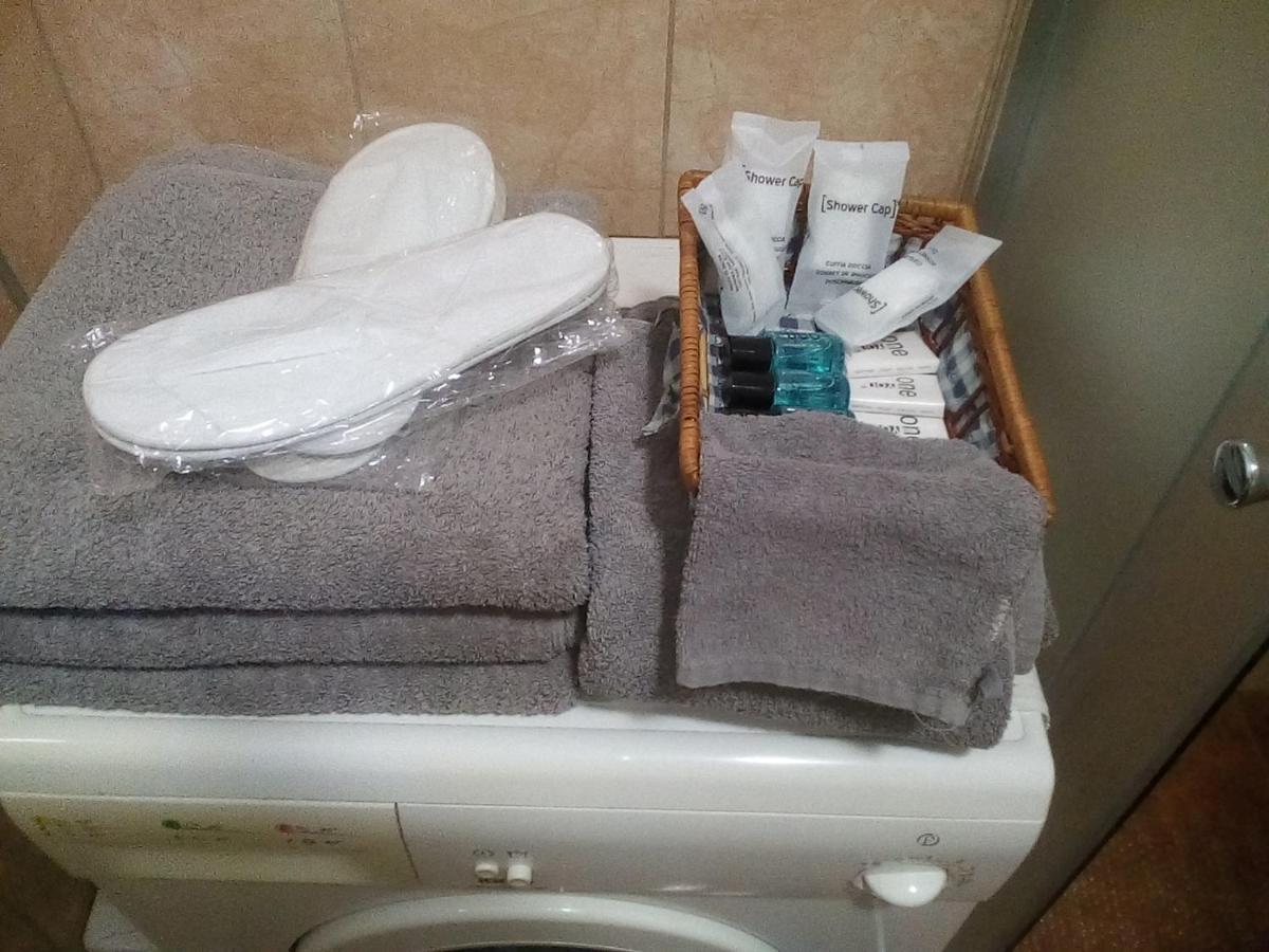 Moezsi Apartman Tolna Eksteriør bilde